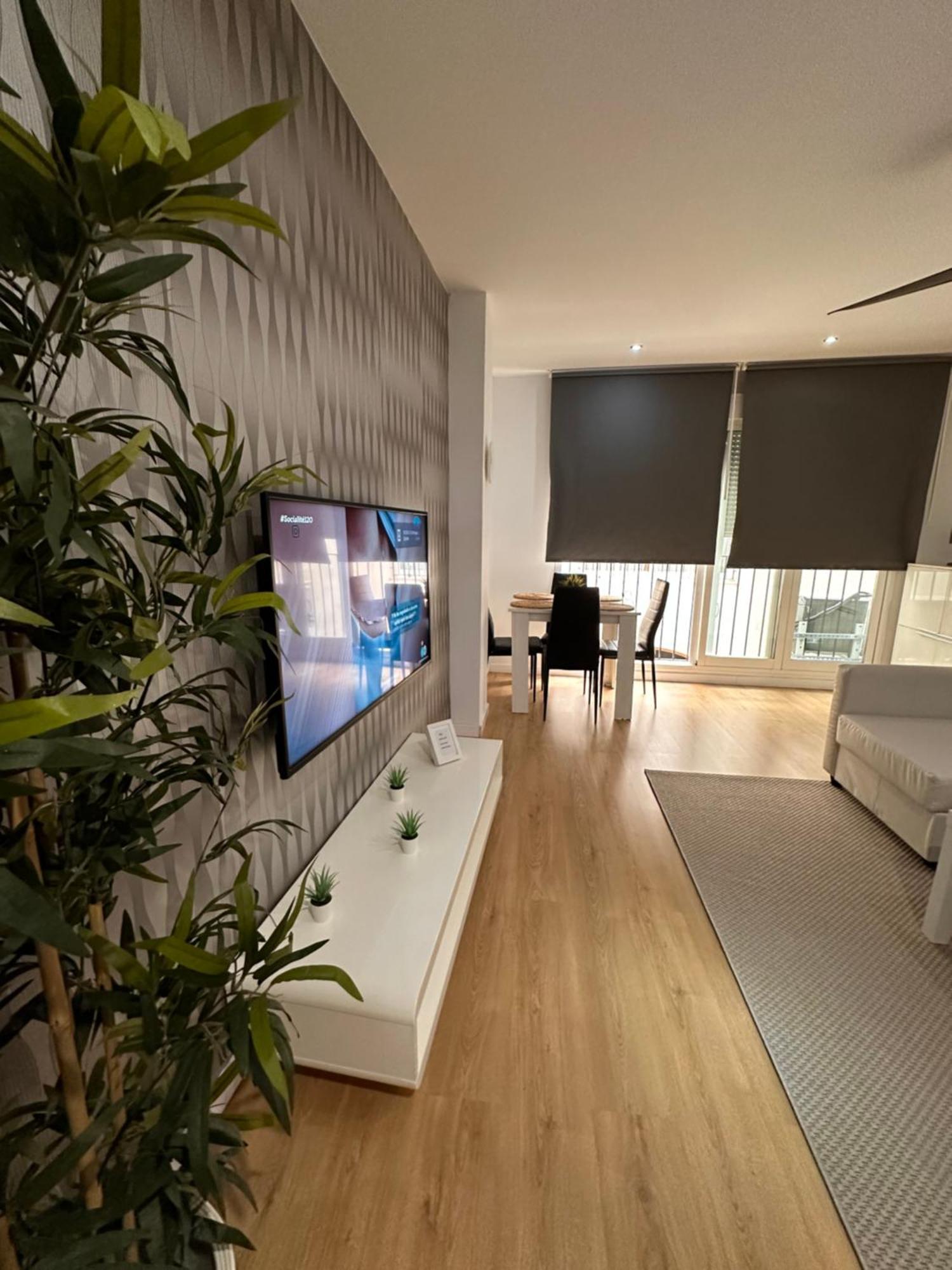 Carreteria Deluxe Apartment Malaga Luaran gambar