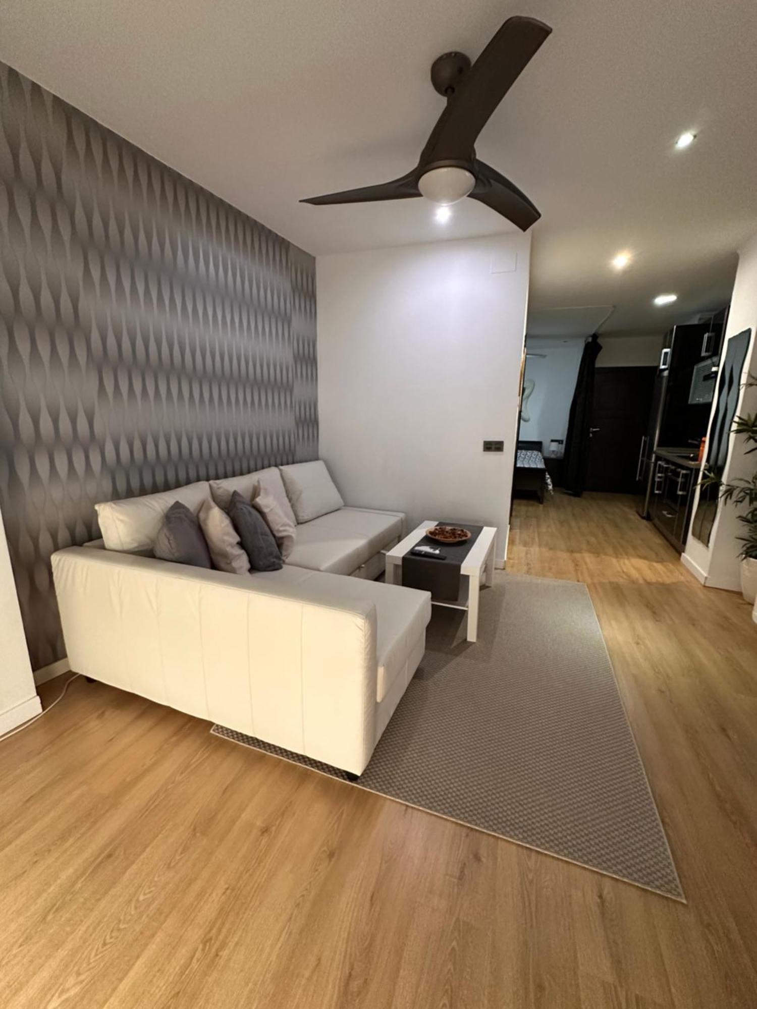 Carreteria Deluxe Apartment Malaga Luaran gambar