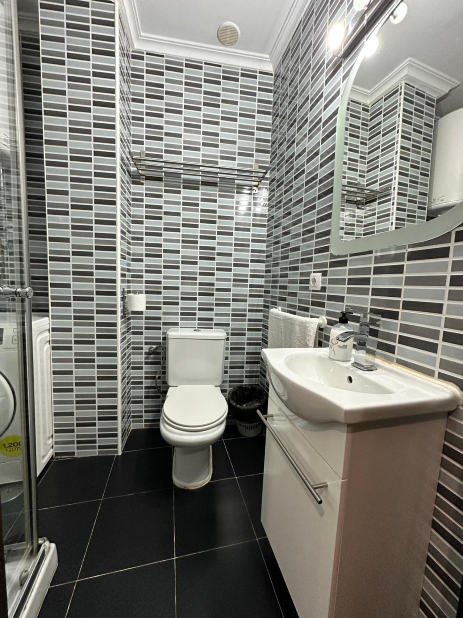 Carreteria Deluxe Apartment Malaga Luaran gambar